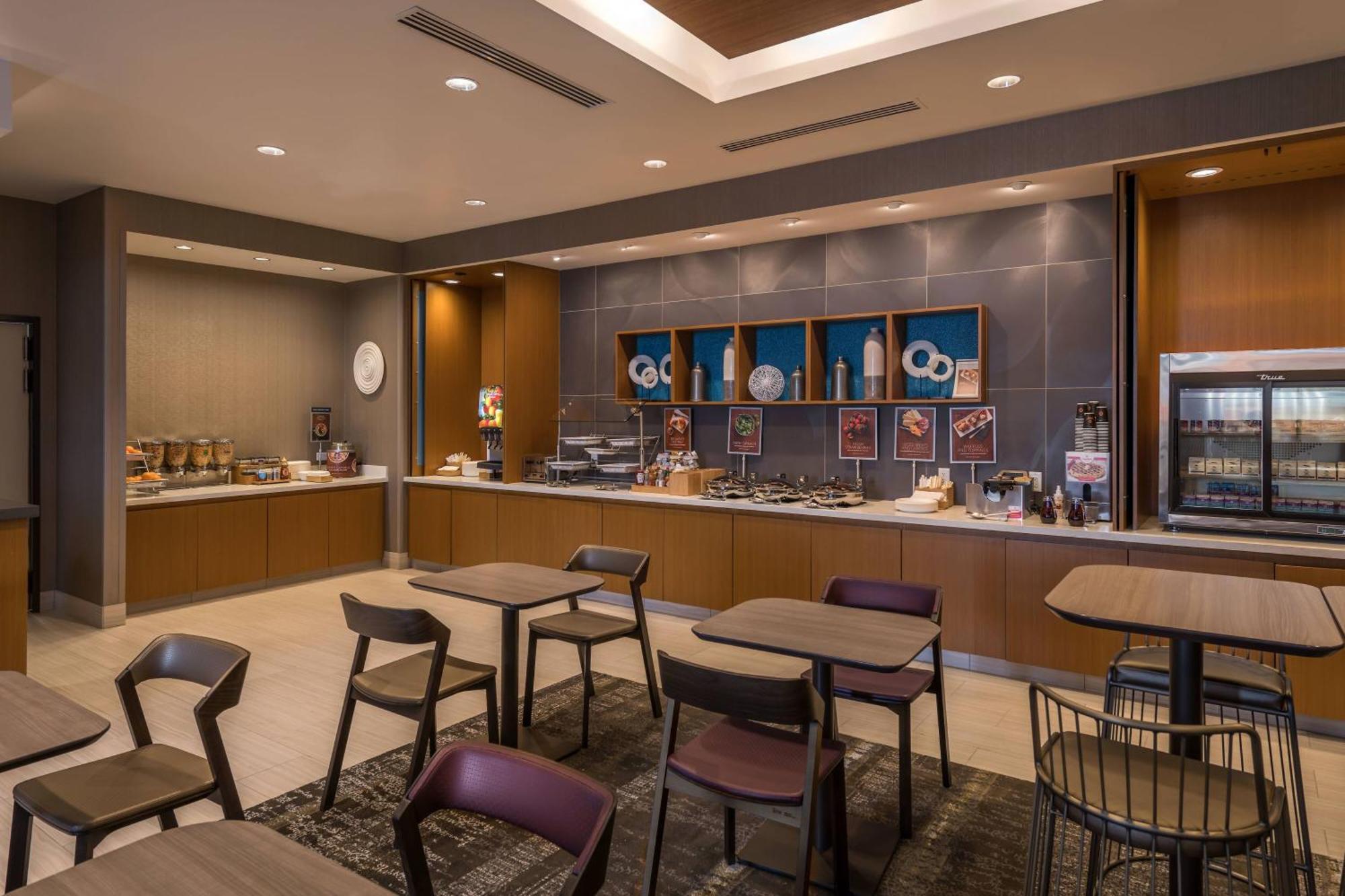 Springhill Suites By Marriott Reno Bagian luar foto